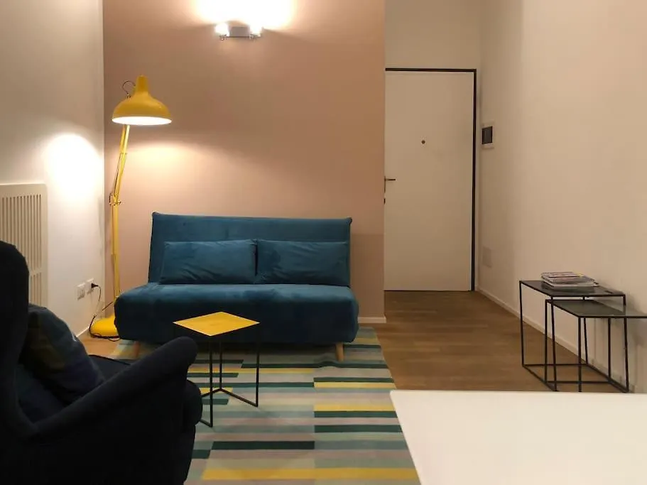 Apartment Lovely Suite In The Heart Of Shopping District Milan