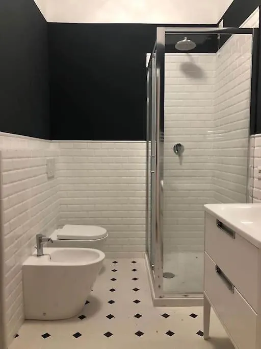 Lovely Suite In The Heart Of Shopping District Milan Apartment