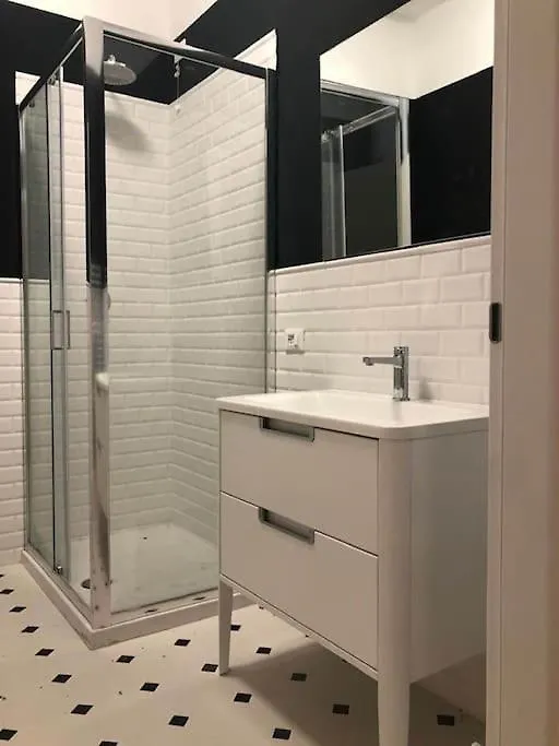 Lovely Suite In The Heart Of Shopping District Milan 0*,  Italy
